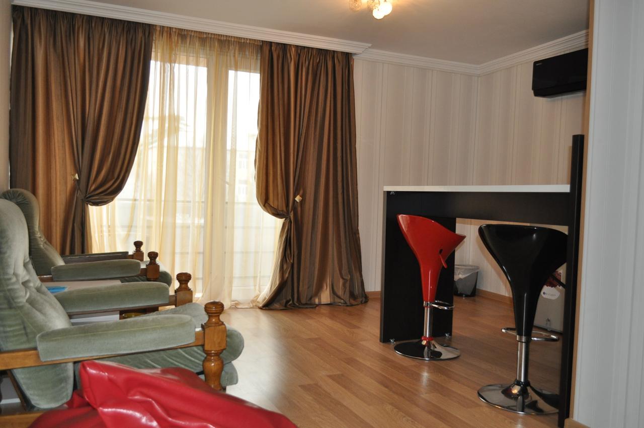 Hotel Your Comfort Tbilisi Bagian luar foto