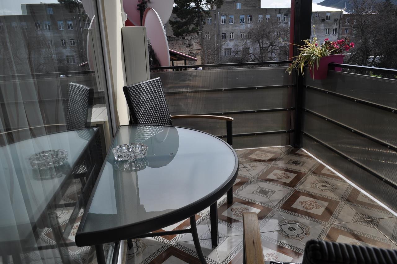 Hotel Your Comfort Tbilisi Bagian luar foto