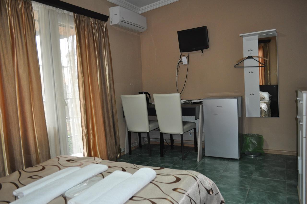 Hotel Your Comfort Tbilisi Bagian luar foto